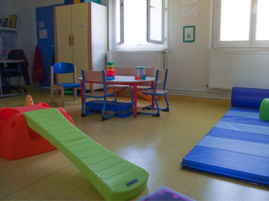 Femme Enfant - CAMSP